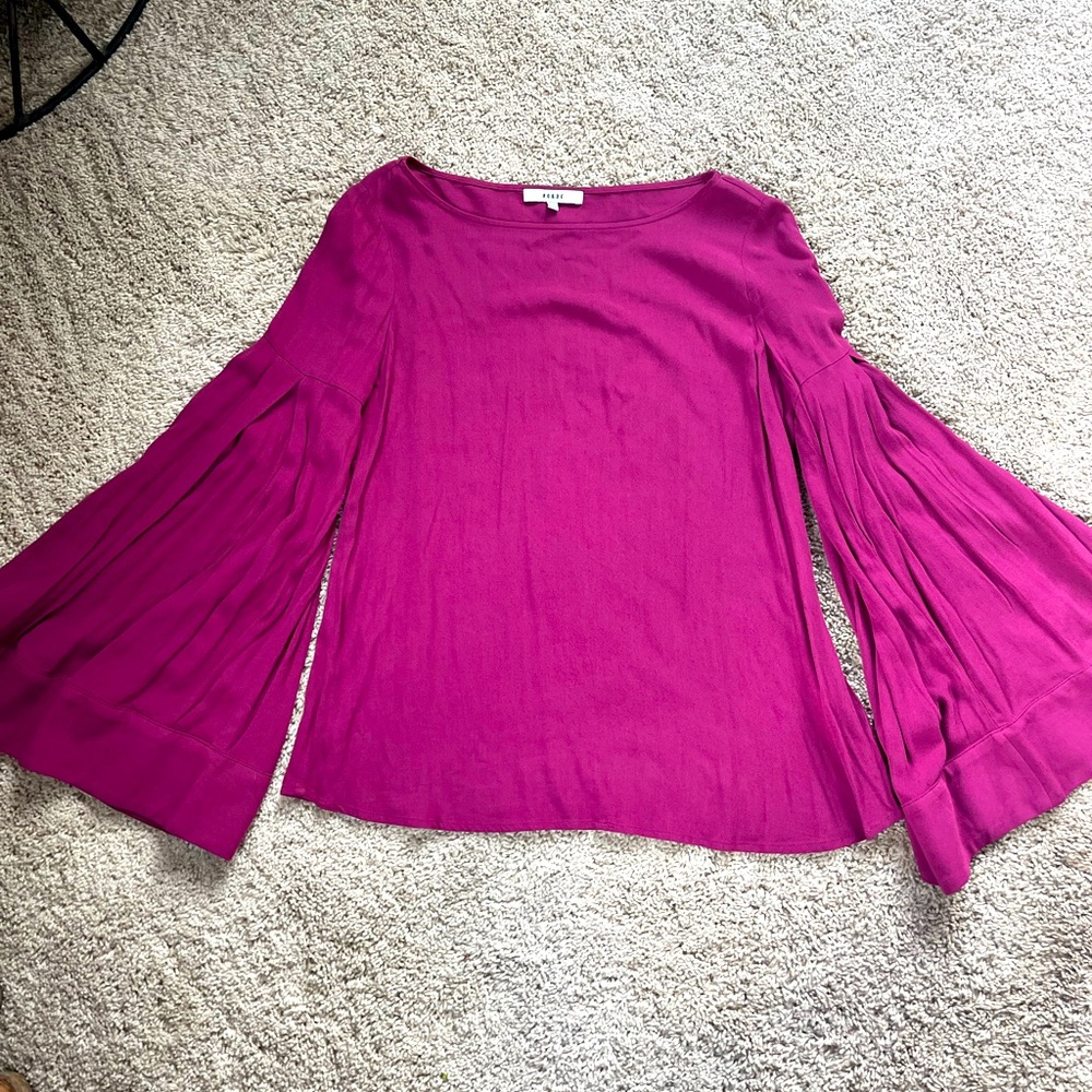 Anthropology RO&DE bell sleeve woman’s small top pink fuchsia